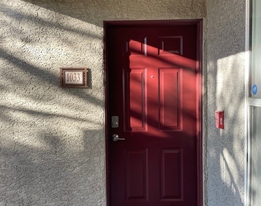 5055 W Hacienda Avenue - Photo Thumbnail 3