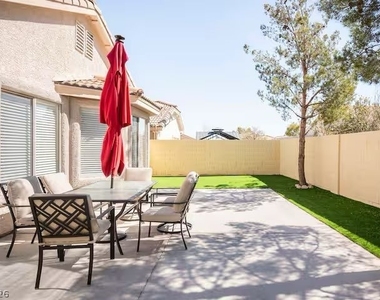 4995 Nardini Avenue - Photo Thumbnail 18