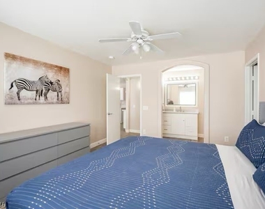 4995 Nardini Avenue - Photo Thumbnail 8