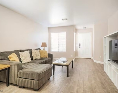 4995 Nardini Avenue - Photo Thumbnail 37