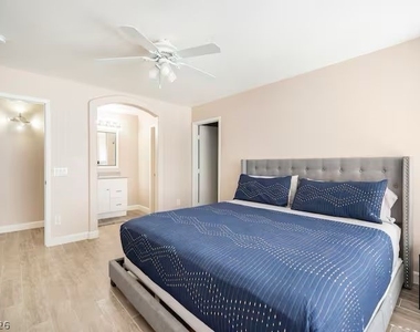 4995 Nardini Avenue - Photo Thumbnail 6