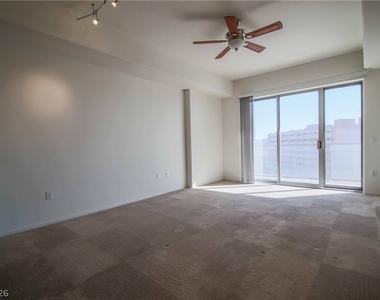 8255 Las Vegas Boulevard - Photo Thumbnail 2