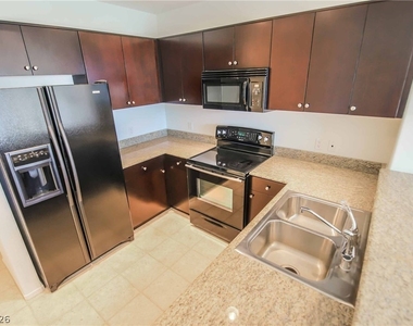 8255 Las Vegas Boulevard - Photo Thumbnail 6