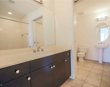 8255 Las Vegas Boulevard - Photo Thumbnail 10