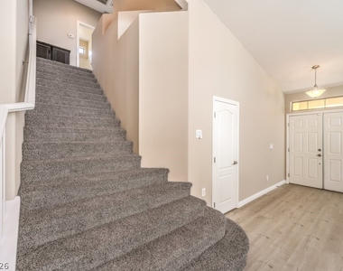 646 Ember Rock Avenue - Photo Thumbnail 20