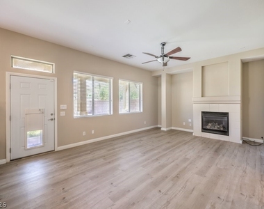 646 Ember Rock Avenue - Photo Thumbnail 15