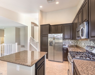 646 Ember Rock Avenue - Photo Thumbnail 14
