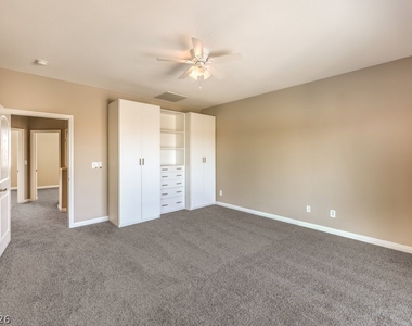 646 Ember Rock Avenue - Photo Thumbnail 23