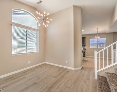 646 Ember Rock Avenue - Photo Thumbnail 8