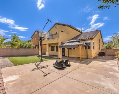646 Ember Rock Avenue - Photo Thumbnail 37