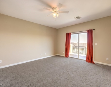 646 Ember Rock Avenue - Photo Thumbnail 22