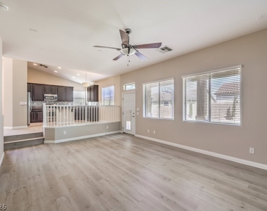 646 Ember Rock Avenue - Photo Thumbnail 17