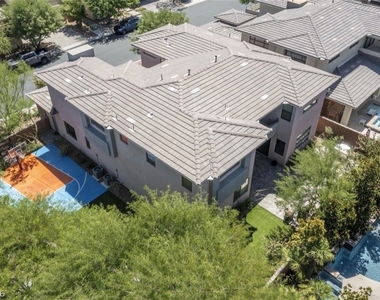 47 Pristine Glen Street - Photo Thumbnail 4