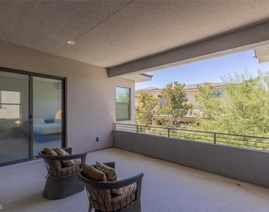 47 Pristine Glen Street - Photo Thumbnail 44