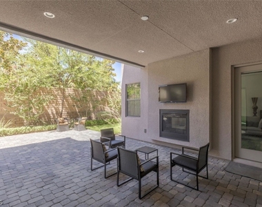 47 Pristine Glen Street - Photo Thumbnail 56