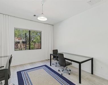 47 Pristine Glen Street - Photo Thumbnail 28