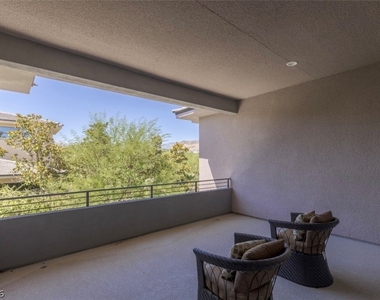 47 Pristine Glen Street - Photo Thumbnail 43