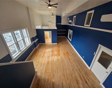 27 E Main Street - Photo Thumbnail 2