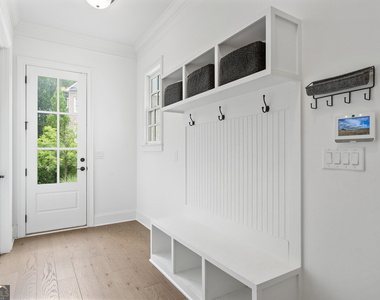 2045 Kent Court - Photo Thumbnail 19