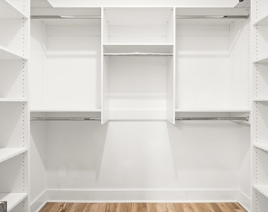 1155 Custer Avenue Se - Photo Thumbnail 14