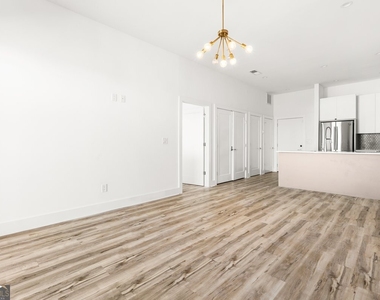 1155 Custer Avenue Se - Photo Thumbnail 4