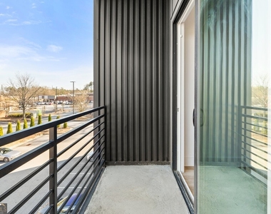 1155 Custer Avenue Se - Photo Thumbnail 7
