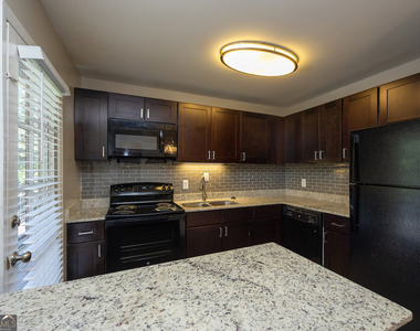 4883 Roswell Road - Photo Thumbnail 1
