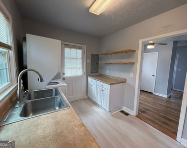 1624 Terry Mill Road Se - Photo Thumbnail 5