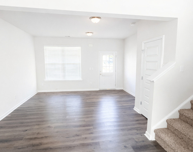 214 Patriots Way - Photo Thumbnail 1