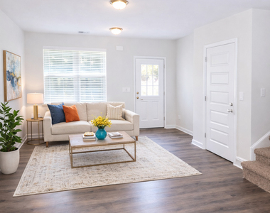 214 Patriots Way - Photo Thumbnail 2