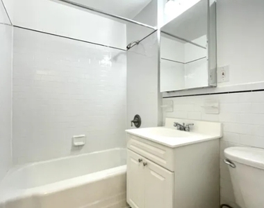 West 73rd Street - Photo Thumbnail 4