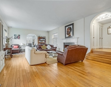 123 N Wyoming Ave - Photo Thumbnail 4