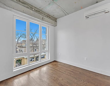 31-27 37th Street - Photo Thumbnail 8