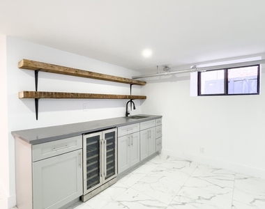 115 Carlton Avenue - Photo Thumbnail 19