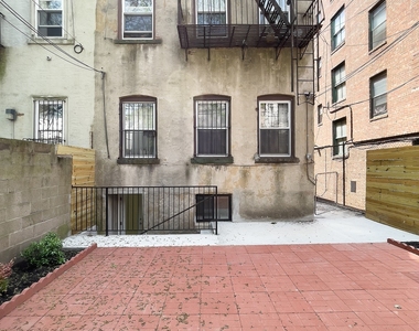 115 Carlton Avenue - Photo Thumbnail 26