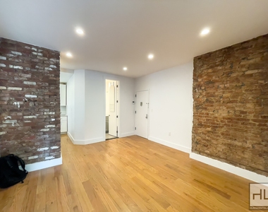115 Carlton Avenue - Photo Thumbnail 5