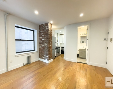 115 Carlton Avenue - Photo Thumbnail 3