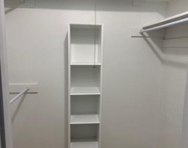 14922 Hillcrest Road - Photo Thumbnail 14
