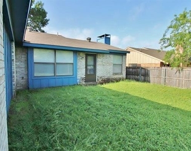 1019 Cedar Run Drive - Photo Thumbnail 17