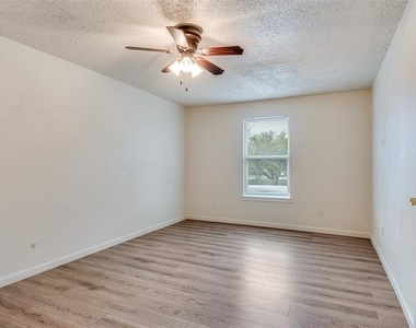 11348 Mccree Road - Photo Thumbnail 5