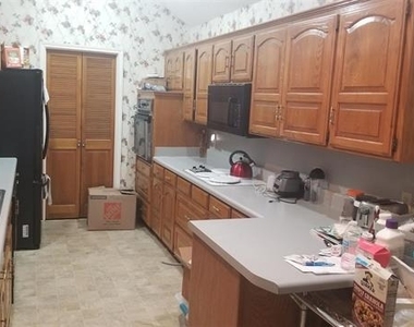 1807 Evergreen Court - Photo Thumbnail 5
