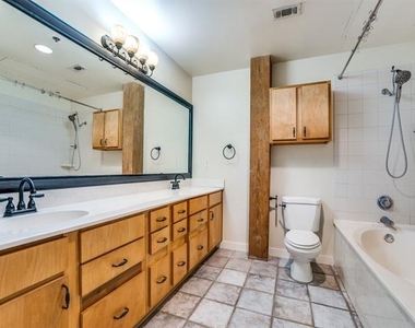 509 Elm Street - Photo Thumbnail 9