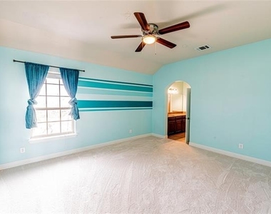 2320 Lewis Canyon Drive - Photo Thumbnail 22