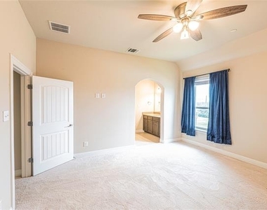 2320 Lewis Canyon Drive - Photo Thumbnail 21