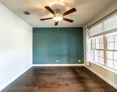 2320 Lewis Canyon Drive - Photo Thumbnail 12