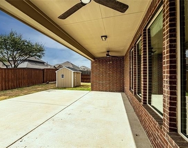 2320 Lewis Canyon Drive - Photo Thumbnail 32