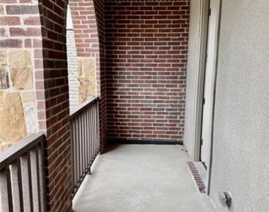 2320 Lewis Canyon Drive - Photo Thumbnail 4