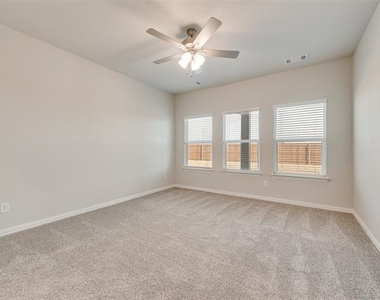 249 Cranz Farm Drive - Photo Thumbnail 16