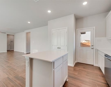 229 Cranz Farm Drive - Photo Thumbnail 10