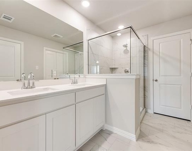235 Cranz Farm Drive - Photo Thumbnail 17